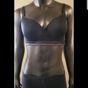 36B nursing bra (never worn)